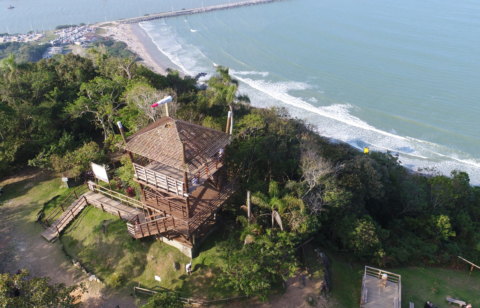 Descobrindo o Renovado Parque Natural Municipal do Atalaia em Itajaí